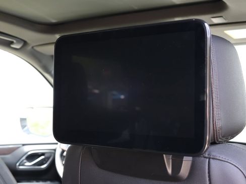 Used 2024 Chevrolet Tahoe High Country RWD image 21