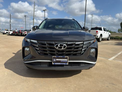 Used 2023 Hyundai Tucson SEL w/ Convenience Package FWD image 2