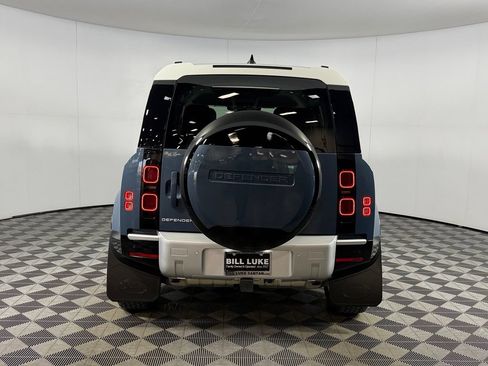 Used 2025 Land Rover Defender 110 S AWD/4WD image 8
