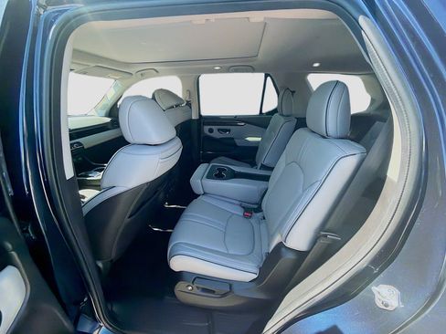 Used 2023 Honda Pilot Elite image 24