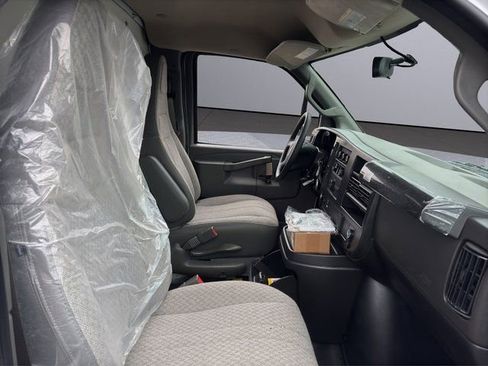 New 2026 GMC Savana 3500 w/ Power Convenience Package RWD image 18