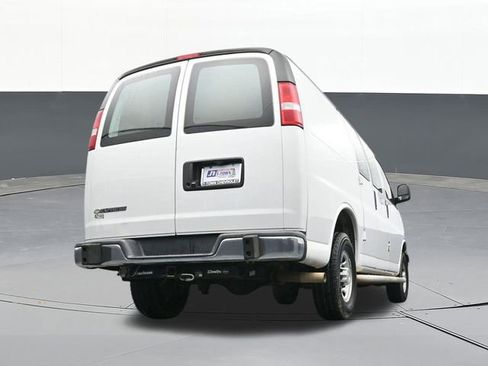 Used 2021 Chevrolet Express 2500 Work Van w/ Driver Convenience Package image 40