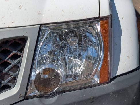 Used 2010 Nissan Xterra S AWD/4WD image 14