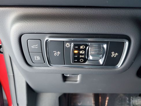 New 2026 Lincoln Nautilus Reserve image 14