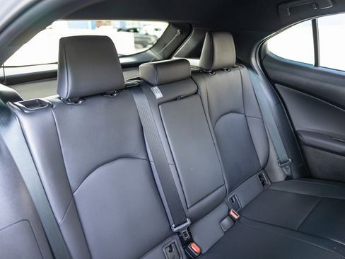 Used 2024 Lexus UX 250h F Sport image 34