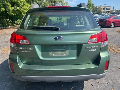 Used 2013 Subaru Outback 2.5i AWD/4WD image 4