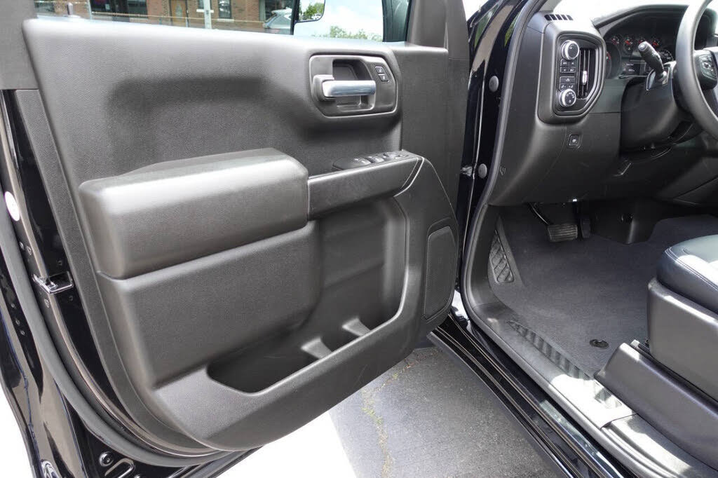 Used 2024 GMC Sierra 1500 Pro w/ Graphite Edition AWD/4WD image 15