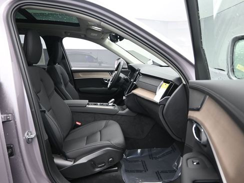 New 2026 Volvo XC90 B5 Plus w/ Protection Package AWD/4WD image 26