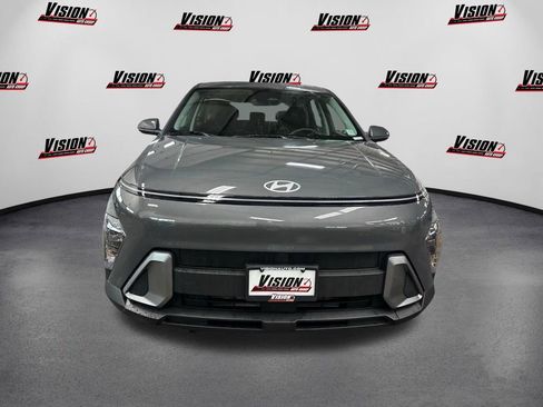 New 2026 Hyundai Kona SE AWD/4WD image 2