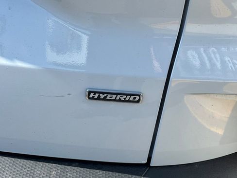 Certified 2025 Ford Escape ST-Line w/ Equipment Group 301A FWD image 31
