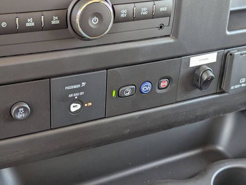 New 2025 GMC Savana 3500 w/ Power Convenience Package RWD image 27