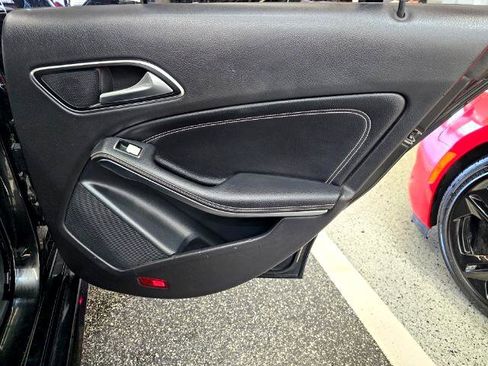 Used 2016 Mercedes-Benz CLA 250 image 26