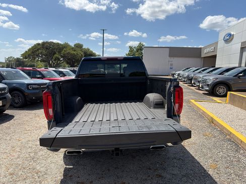 Used 2021 GMC Sierra 1500 SLT AWD/4WD image 29