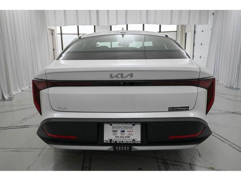 New 2025 Kia K4 image 6
