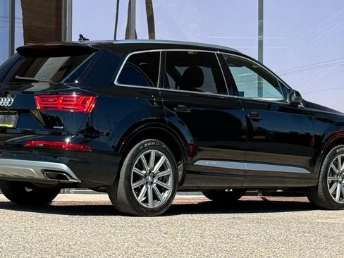 Used 2018 Audi Q7 2.0T Premium w/ Cold Weather Package image 12