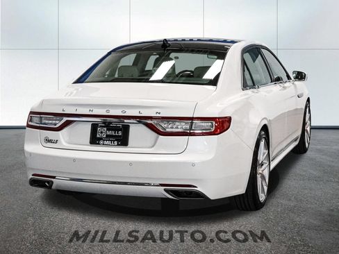 Used 2020 Lincoln Continental AWD w/ Premium Package image 8