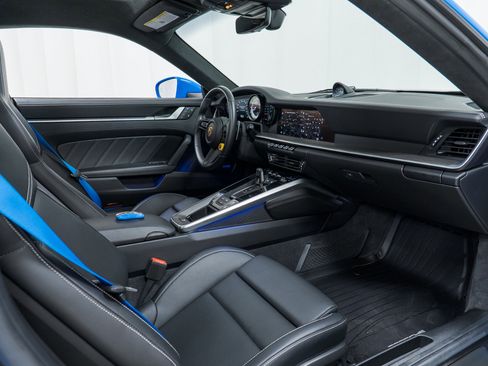 Certified 2023 Porsche 911 Turbo image 27