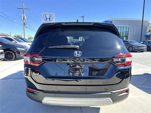 Used 2023 Honda Pilot EX-L image 6