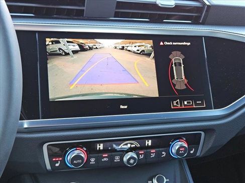 Used 2025 Audi Q3 2.0T Premium w/ Convenience Package image 13