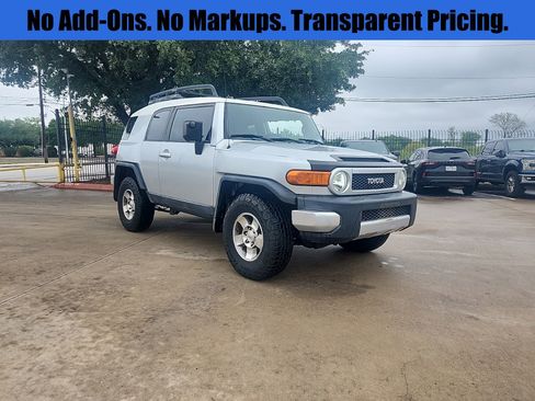 Used 2008 Toyota FJ Cruiser 4WD image 1