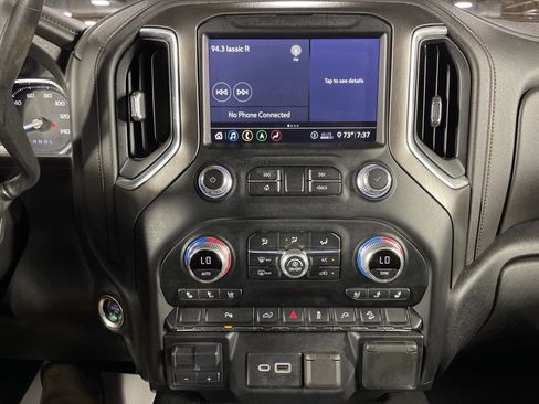 Used 2020 GMC Sierra 2500 AT4 w/ AT4 Premium Package image 23