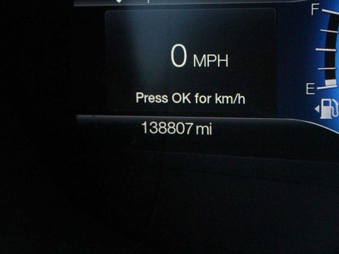 Used 2019 Ford Fusion SE FWD image 39