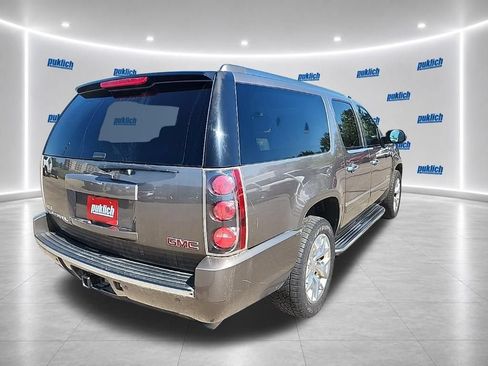 Used 2011 GMC Yukon XL Denali AWD/4WD image 5