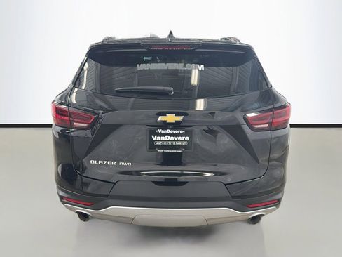 Used 2024 Chevrolet Blazer LT w/ Convenience Package AWD/4WD image 9