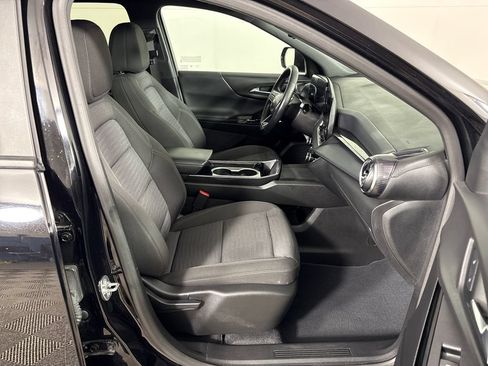 Used 2025 Chevrolet Equinox LT w/ Safety and Technology Package FWD image 6