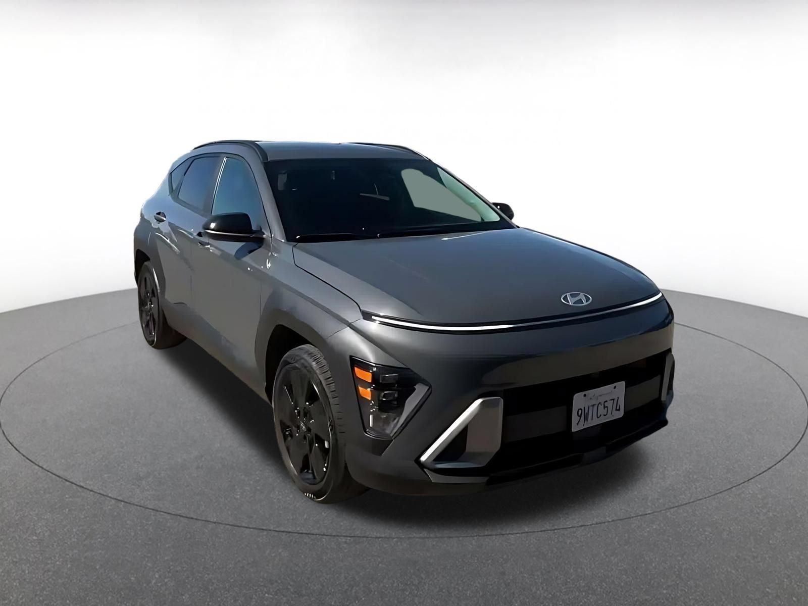 Used 2026 Hyundai Kona SEL Sport FWD image 3