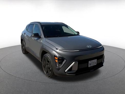 Used 2026 Hyundai Kona SEL Sport FWD image 3