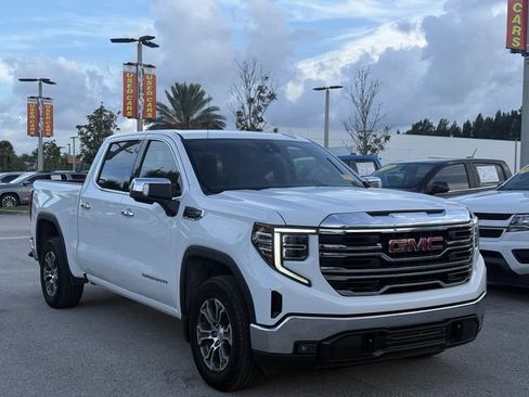 Used 2025 GMC Sierra 1500 SLT RWD image 8