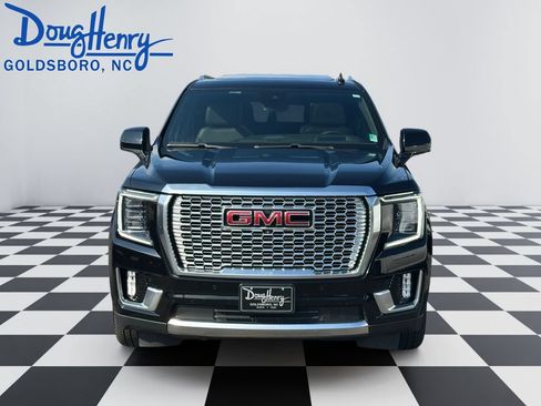 Used 2024 GMC Yukon Denali w/ Denali Reserve Package AWD/4WD image 8