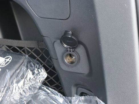 Used 2025 Subaru Outback Premium w/ Popular Package #1A image 14