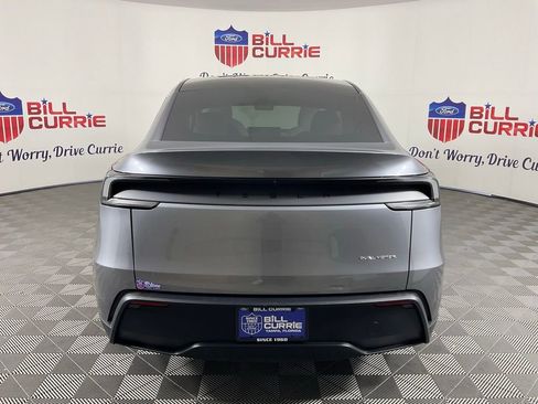 Used 2026 Tesla Model Y Long Range image 4