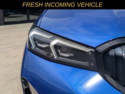 Used 2025 BMW 330i 330i w/ M Sport Package image 7