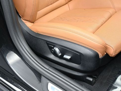 Used 2022 BMW 530i w/ Premium Package image 52