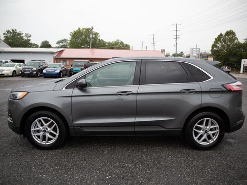 Used 2024 Ford Edge SEL image 6