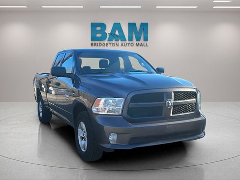 Used 2017 RAM 1500 Express image 1