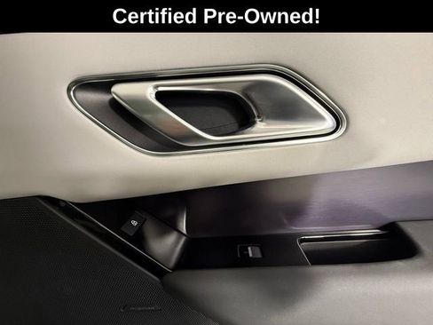 Certified 2026 Land Rover Range Rover Velar Dynamic SE AWD/4WD image 29