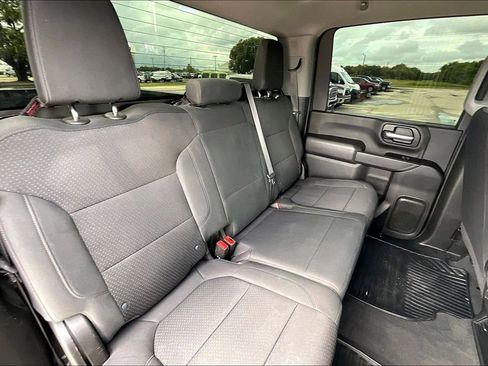 Used 2022 Chevrolet Silverado 2500 Custom w/ Custom Value Package AWD/4WD image 21