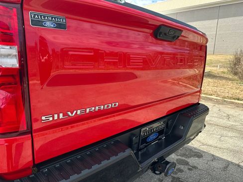 Used 2022 Chevrolet Silverado 1500 LT Trail Boss image 33