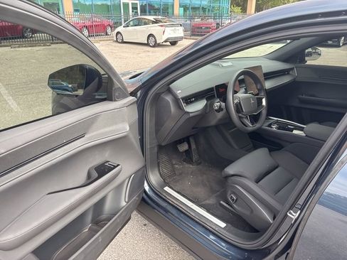 Used 2025 Polestar Polestar 3 image 13