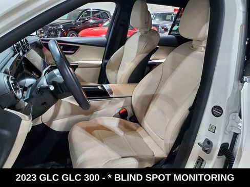Used 2023 Mercedes-Benz GLC 300 image 6