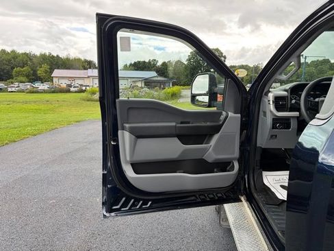 Used 2024 Ford F250 XL w/ FX4 Off-Road Package AWD/4WD image 18