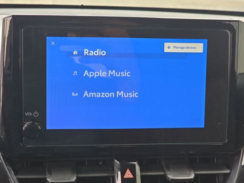 Used 2024 Toyota Corolla Cross LE image 27