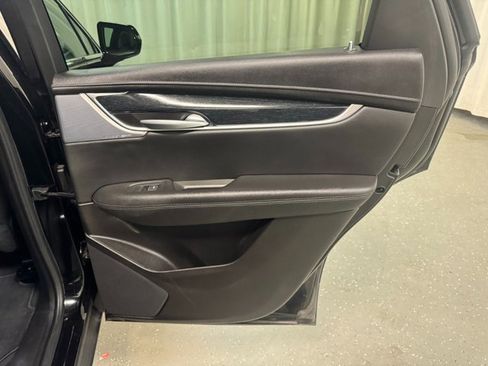 Used 2025 Cadillac XT5 Premium Luxury image 24