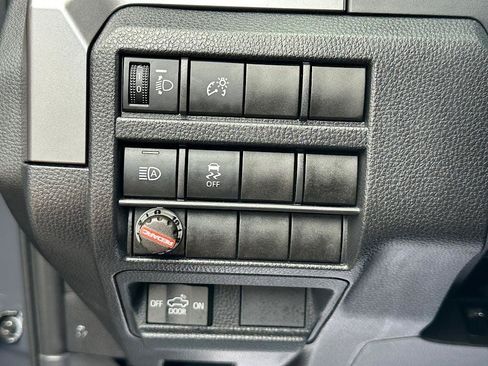 Certified 2024 Toyota Tacoma TRD Off-Road AWD/4WD image 19
