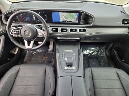 Used 2023 Mercedes-Benz GLS 450 4MATIC image 14