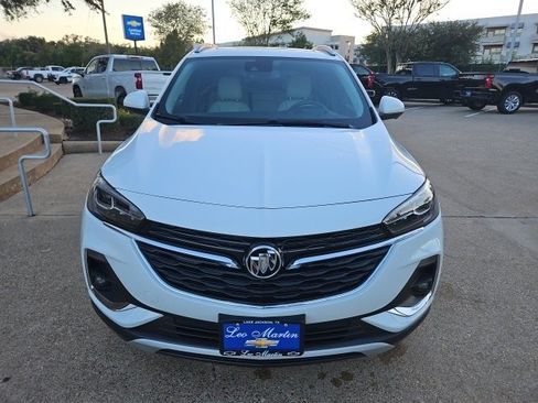 Used 2022 Buick Encore GX Essence w/ Advanced Technology Package image 3
